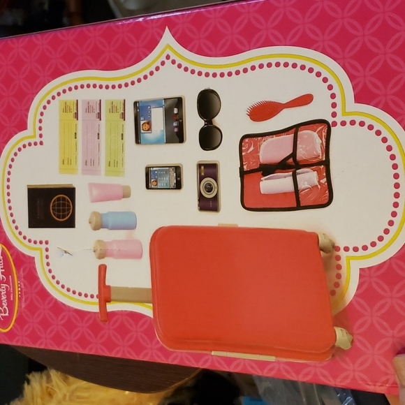 Beverly Hills Doll Collection for an 18 Inch Doll 16 Piece Accessories Set - Picture 4 of 6